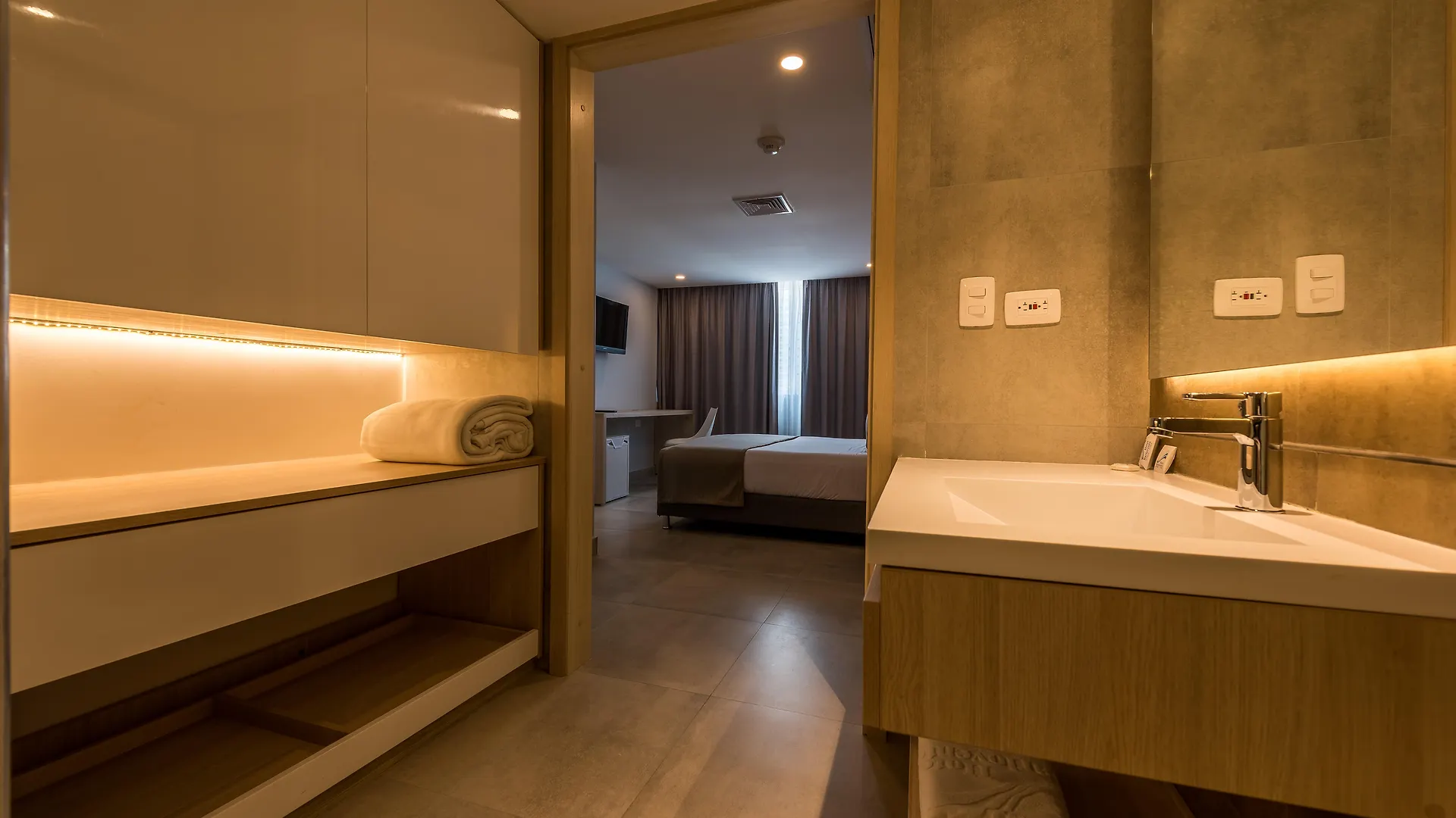 Cartagena Hotel Barlovento 4*,  קולומביה